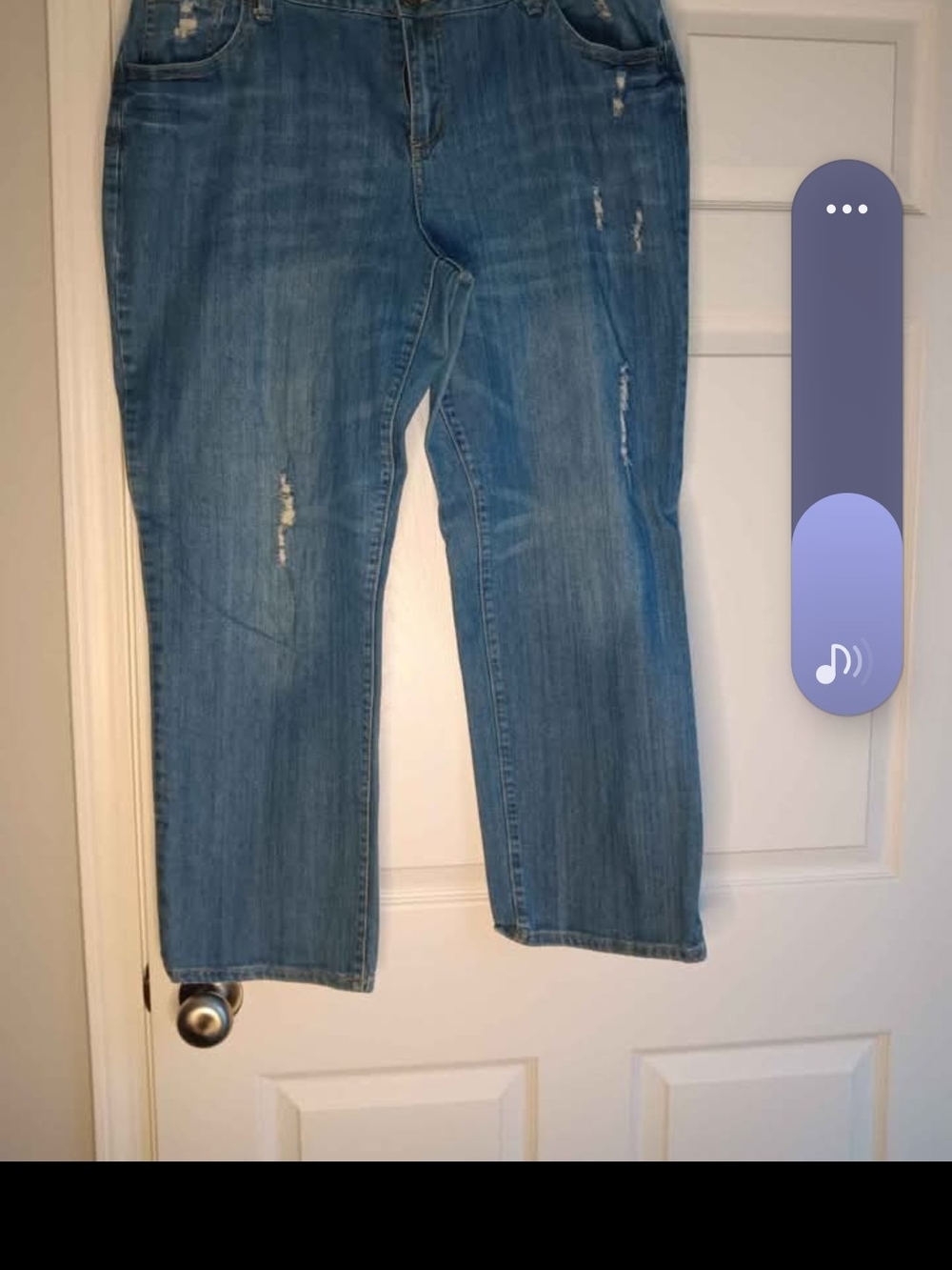 Vintage Fashion Bug Women's Straight Leg Light Blue Distressed Jeans